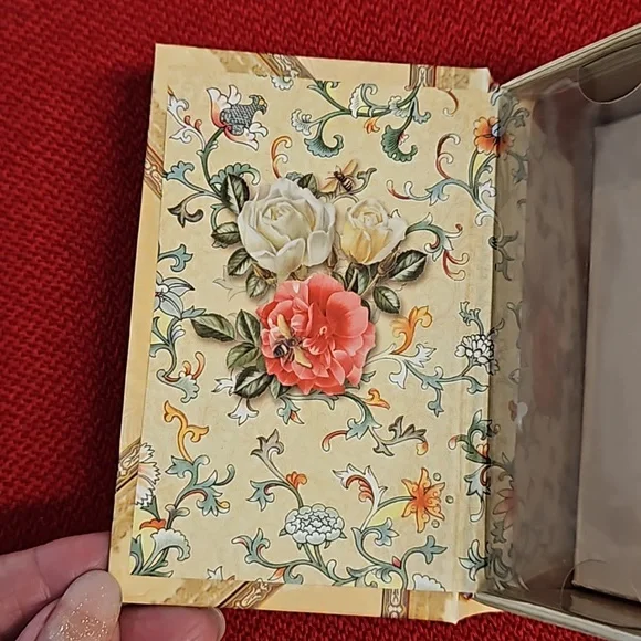 PUNCH STUDIO Rose soap faux vtg. book keepsake empty glittered magnetic Victoria - Picture 6 of 7